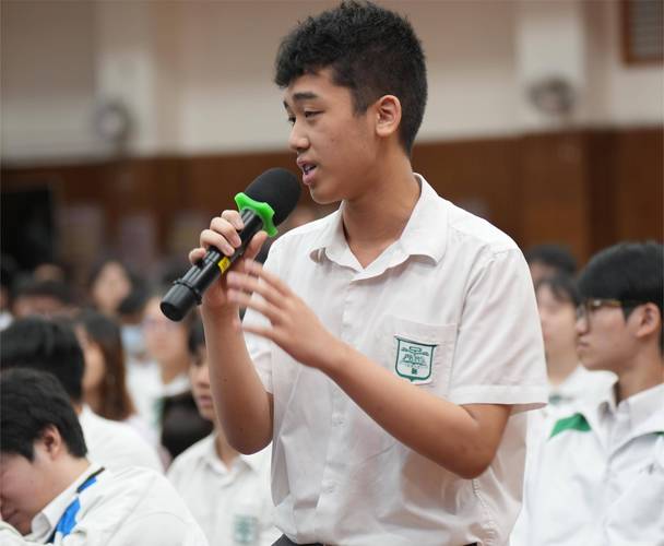 香港学生参访上海：了解过去、现在与未来