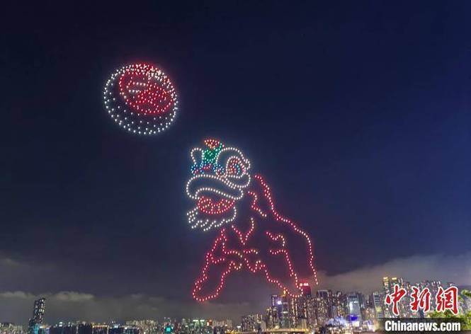 特写：千架无人机点亮香港夜缤纷